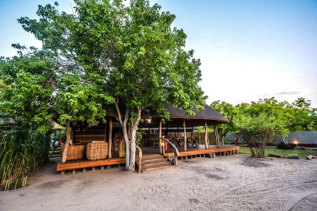 African Excursions Guest House Khwai Esterno foto