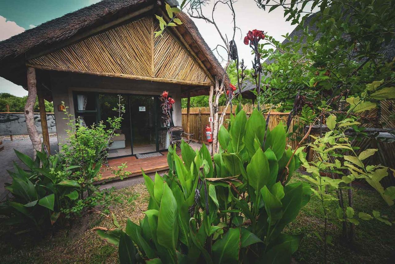 African Excursions Guest House Khwai Esterno foto
