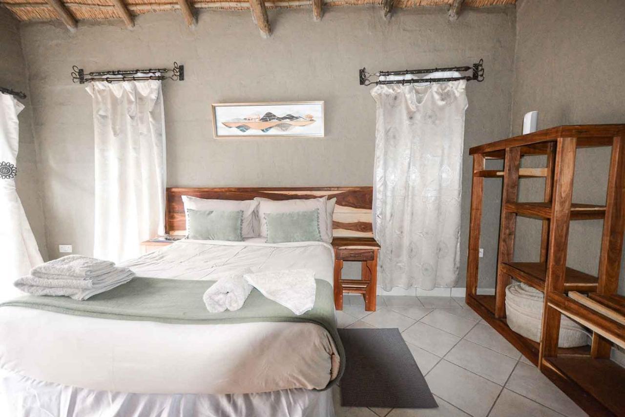 African Excursions Guest House Khwai Esterno foto