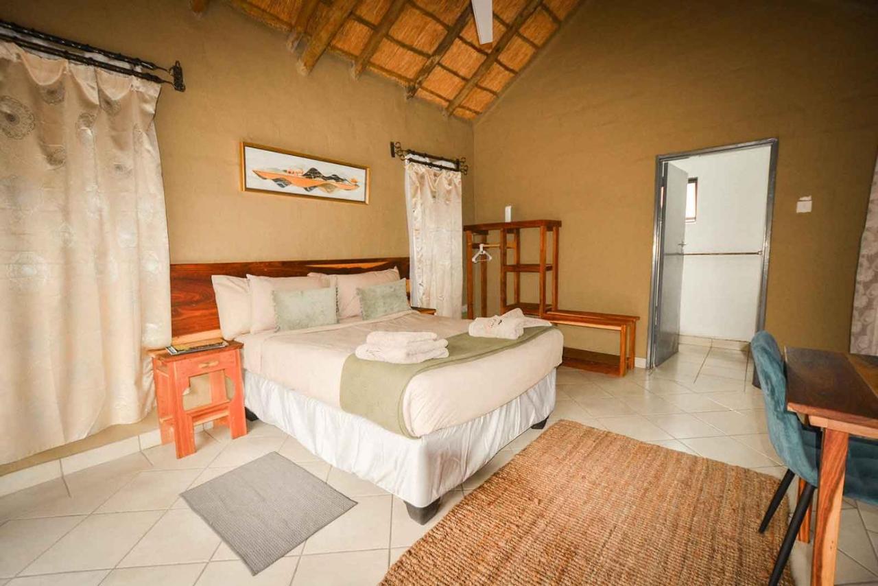 African Excursions Guest House Khwai Esterno foto