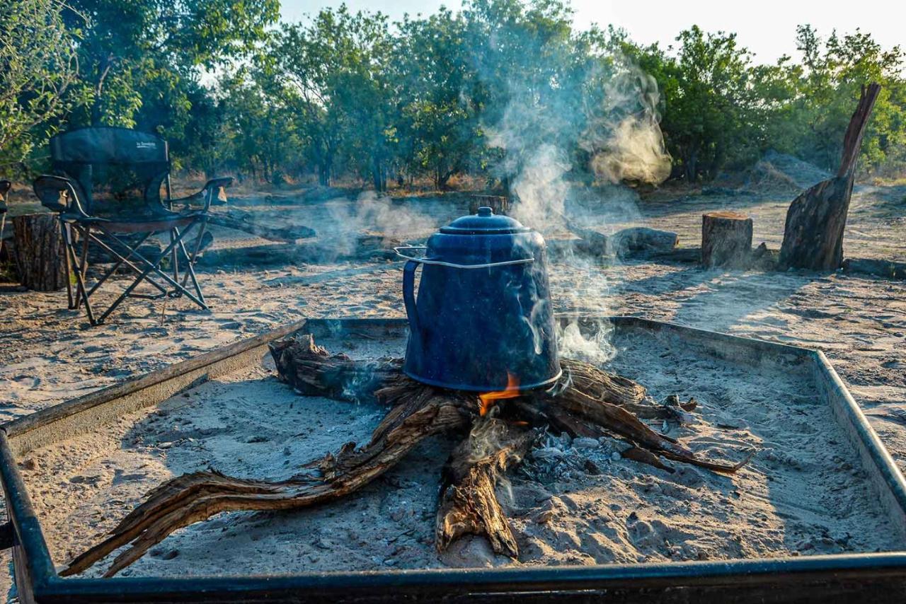 African Excursions Guest House Khwai Esterno foto