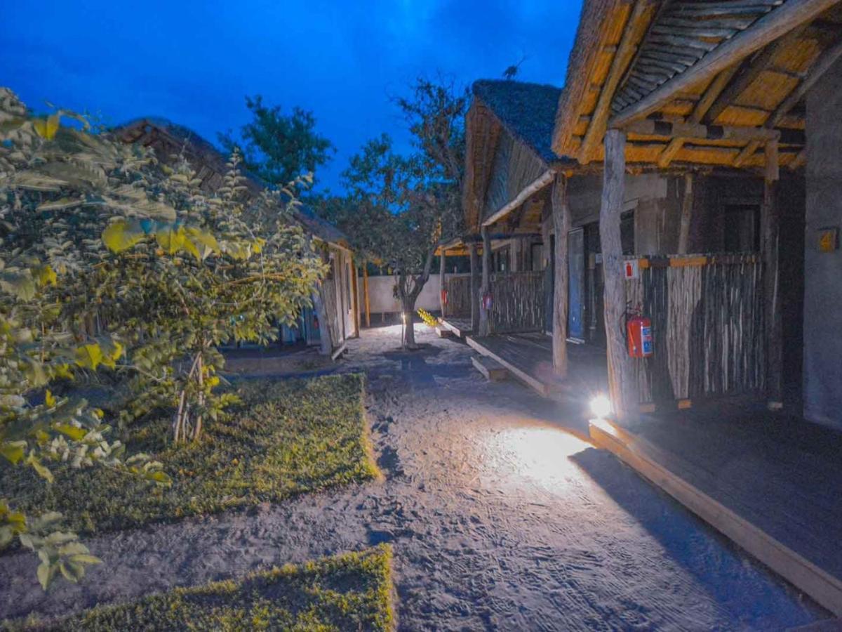 African Excursions Guest House Khwai Esterno foto