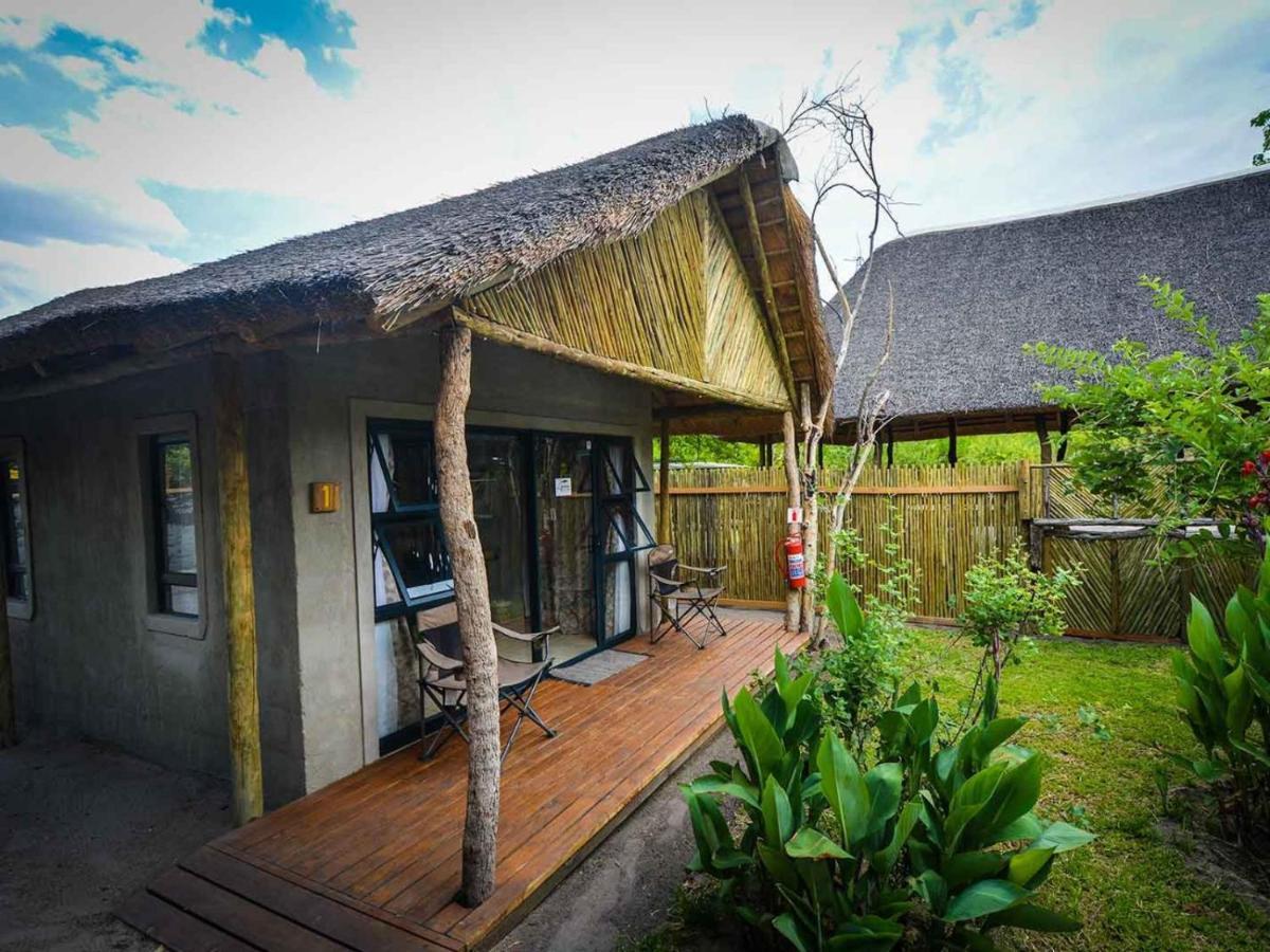 African Excursions Guest House Khwai Esterno foto
